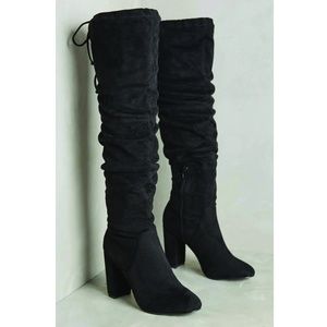 Size 8.5 black faux suede knew boot